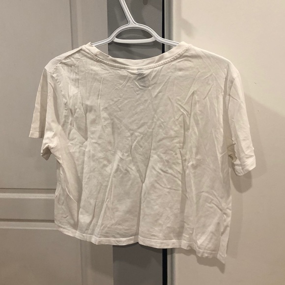 White crop top - Picture 2 of 2